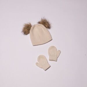 Starting out mittens and beanie with pom pom ears set